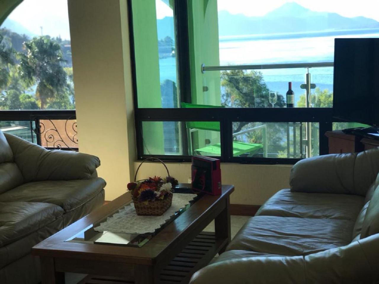 Apartamento Torres De Atitlan Panajachel Bagian luar foto