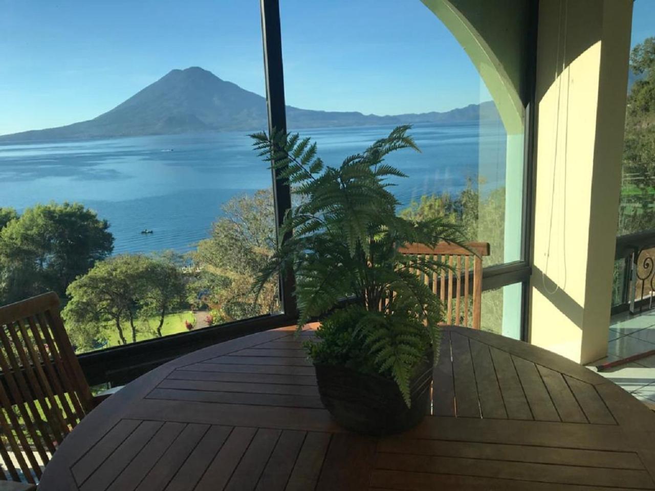 Apartamento Torres De Atitlan Panajachel Bagian luar foto