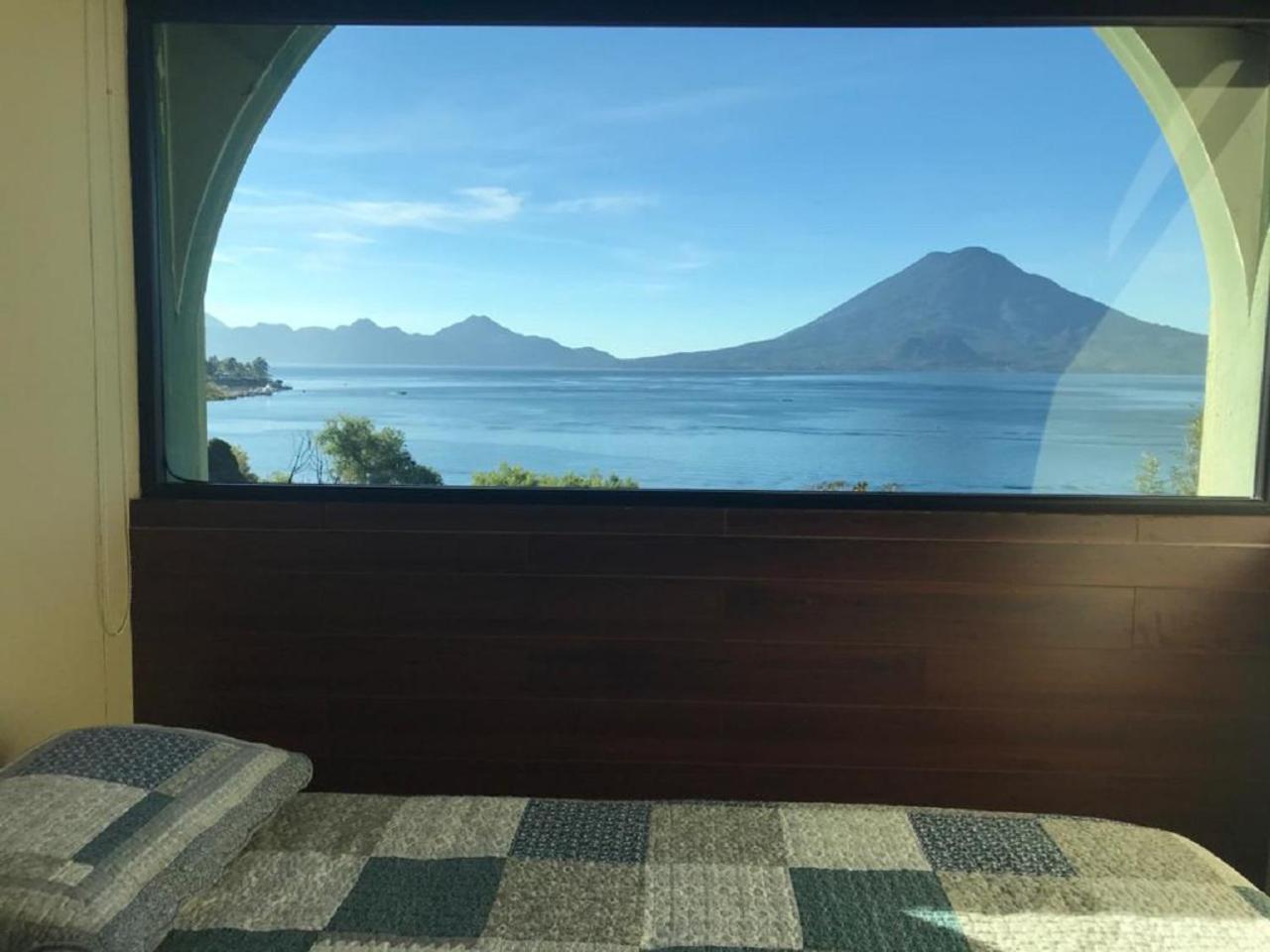 Apartamento Torres De Atitlan Panajachel Bagian luar foto