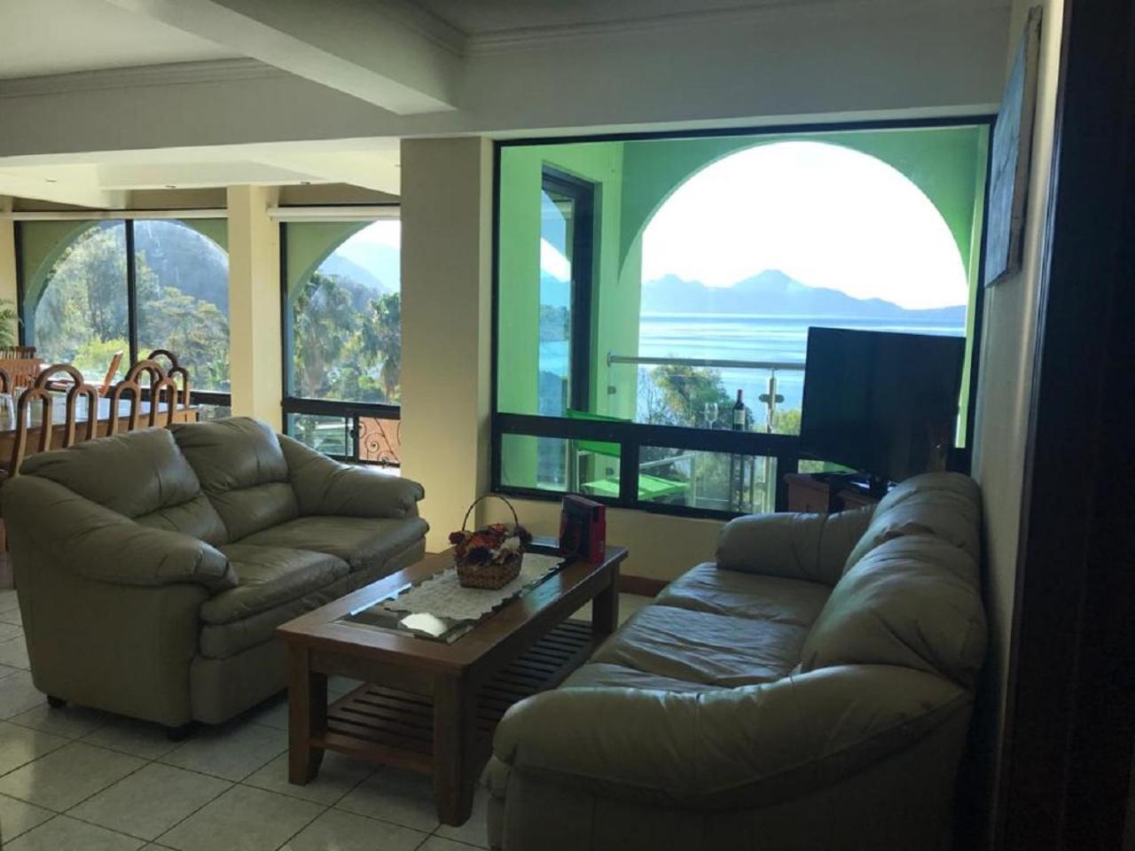 Apartamento Torres De Atitlan Panajachel Bagian luar foto