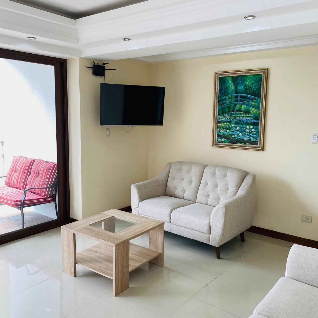 Apartamento Torres De Atitlan Panajachel Bagian luar foto