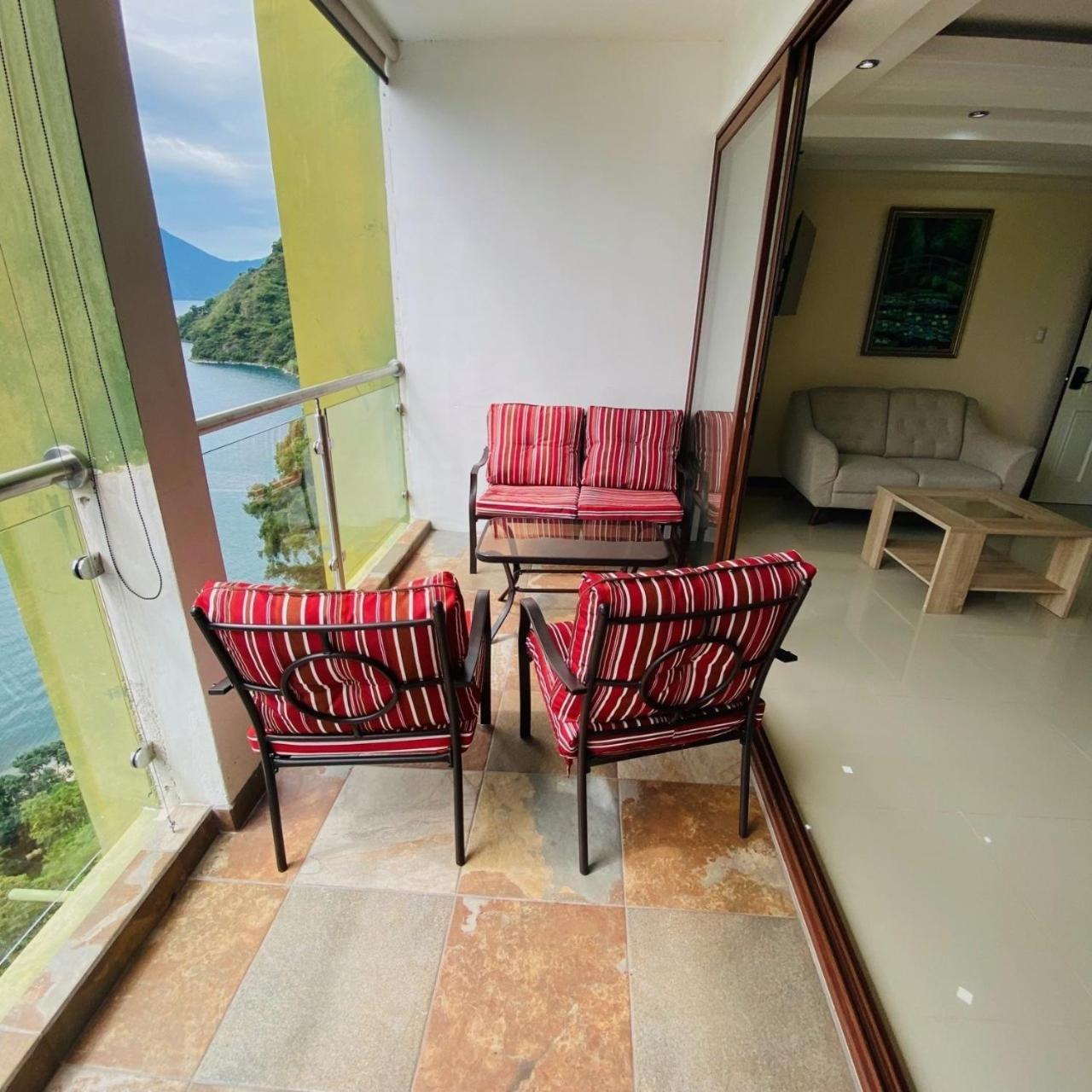 Apartamento Torres De Atitlan Panajachel Bagian luar foto