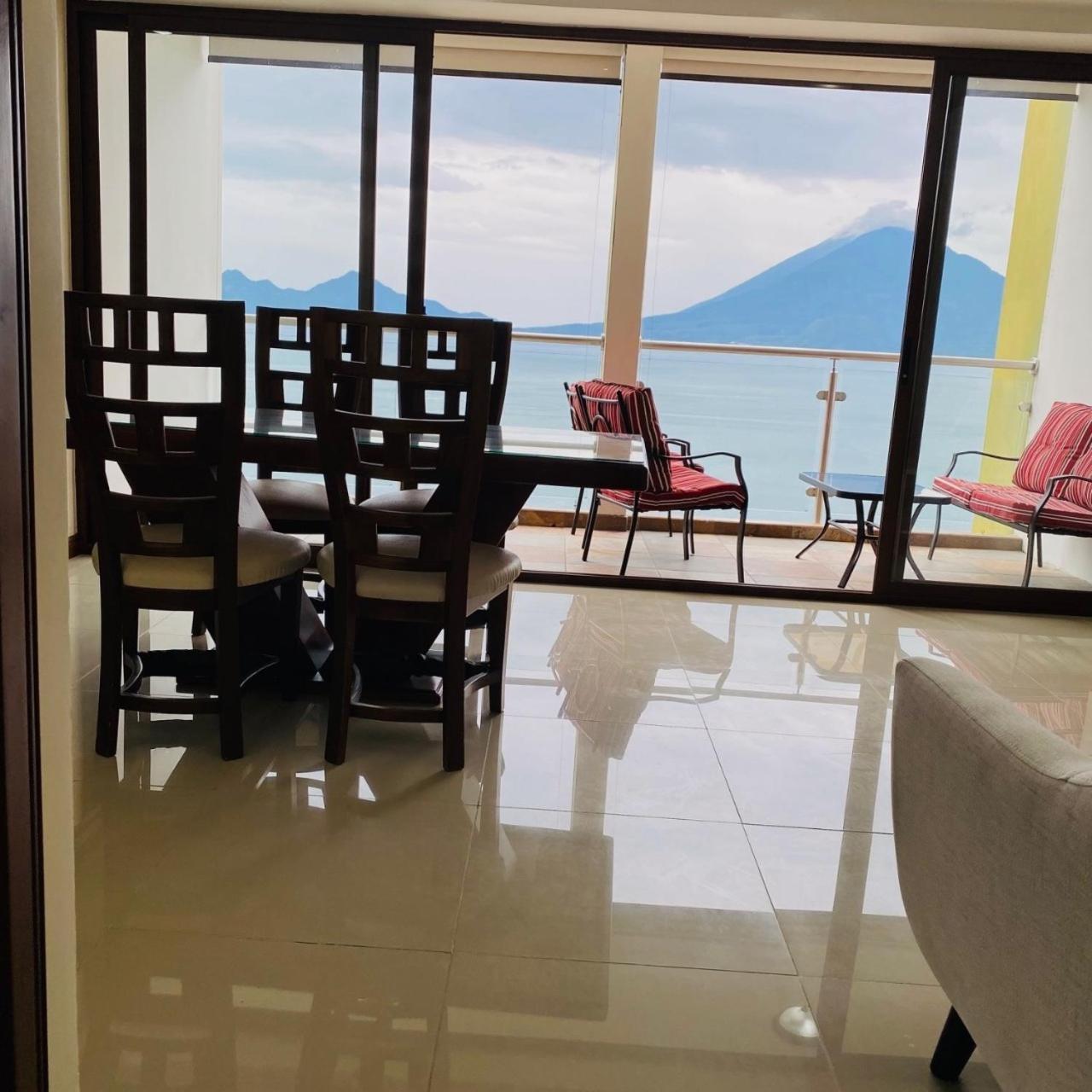Apartamento Torres De Atitlan Panajachel Bagian luar foto