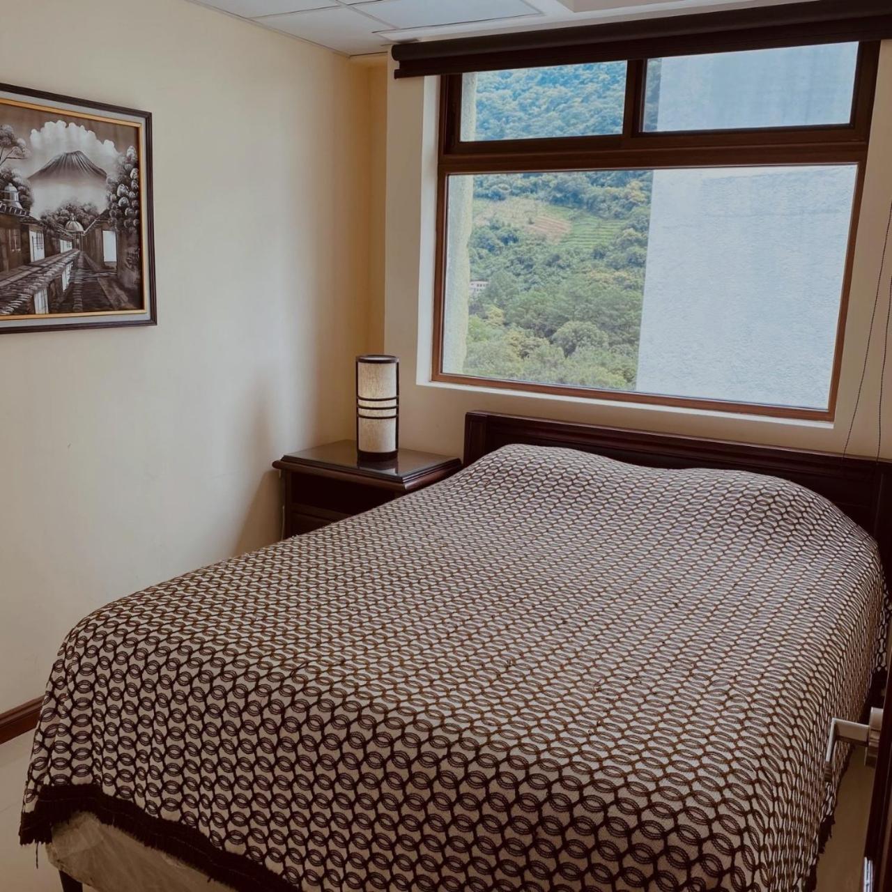 Apartamento Torres De Atitlan Panajachel Bagian luar foto