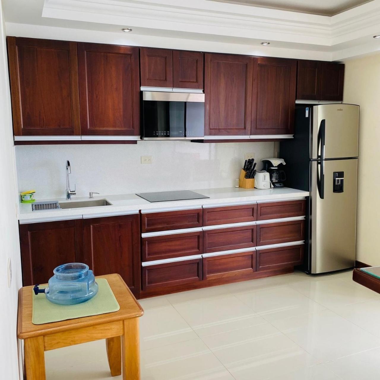 Apartamento Torres De Atitlan Panajachel Bagian luar foto
