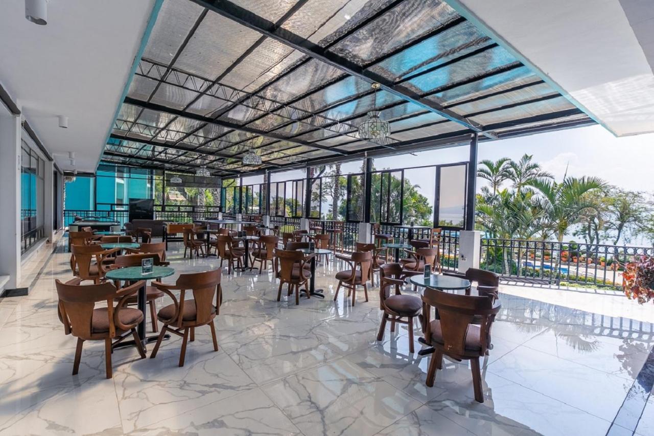 Apartamento Torres De Atitlan Panajachel Bagian luar foto